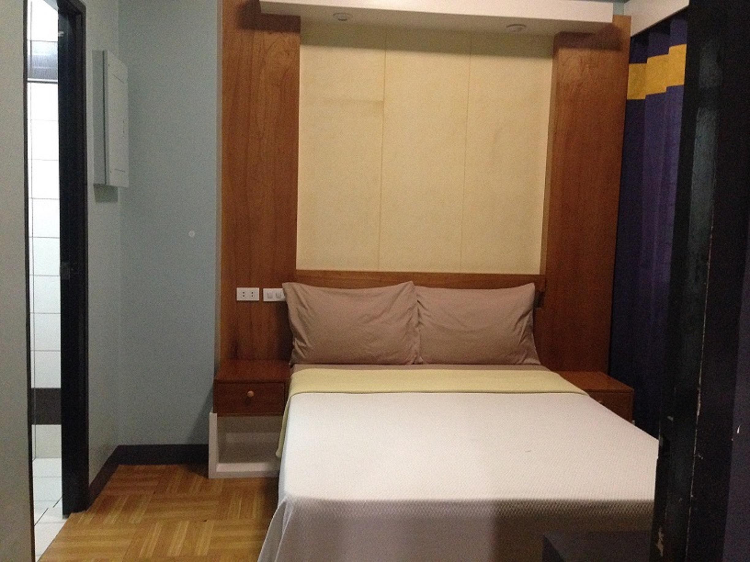 Leesons Residences Manila Bagian luar foto