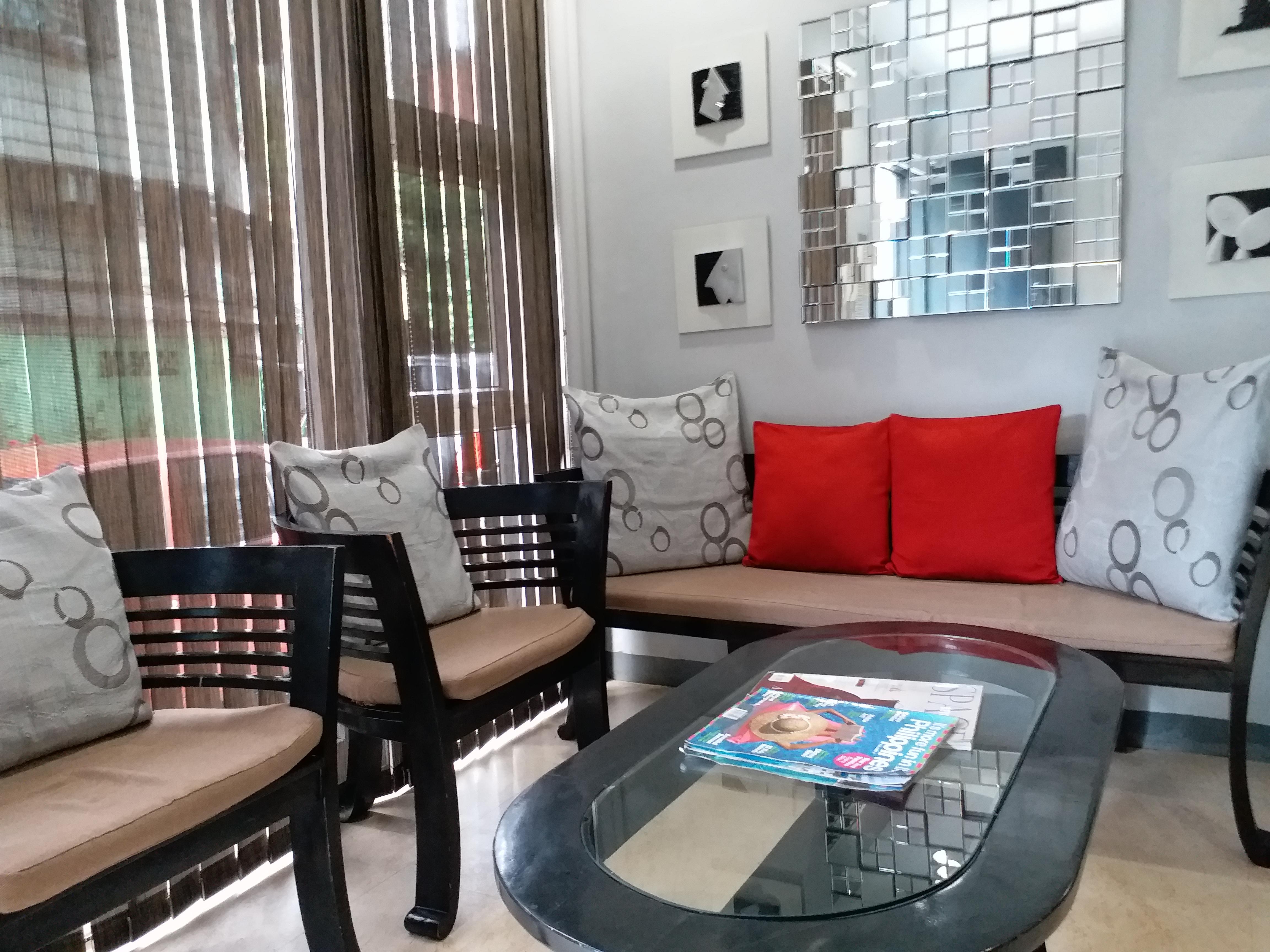 Leesons Residences Manila Bagian luar foto